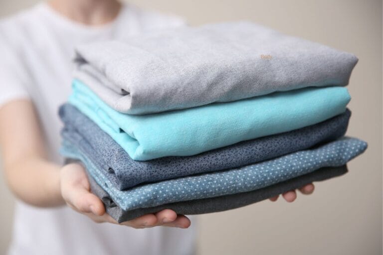 Как да поддържате дрехите си свежи и чисти